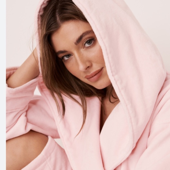 Brand new never worn la vie en rose luxury bath robe size large baby pink! - Picture 3 of 7